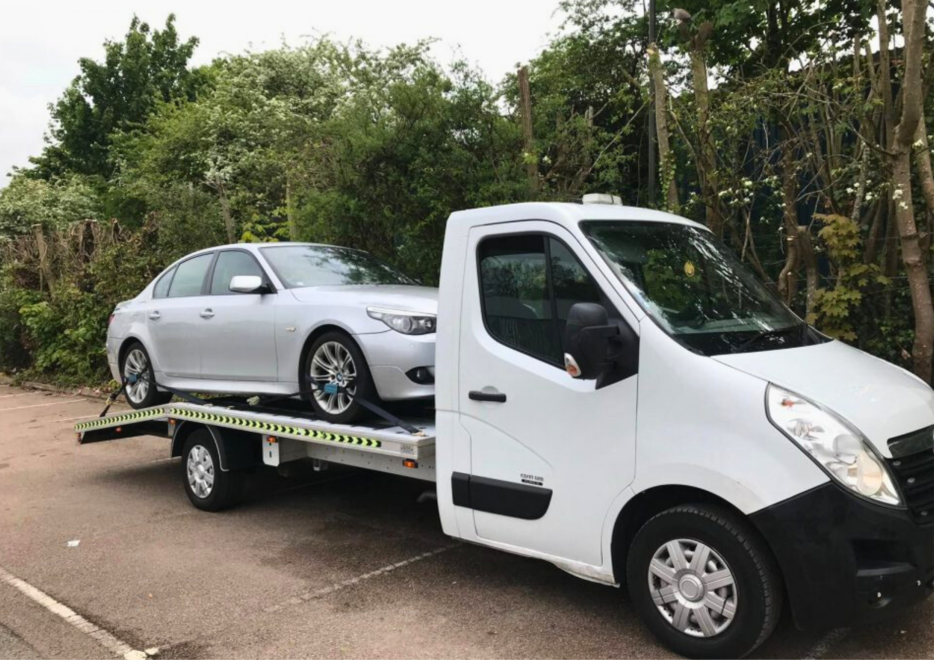 Why Drivers Should Choose Professional Car Recovery Services