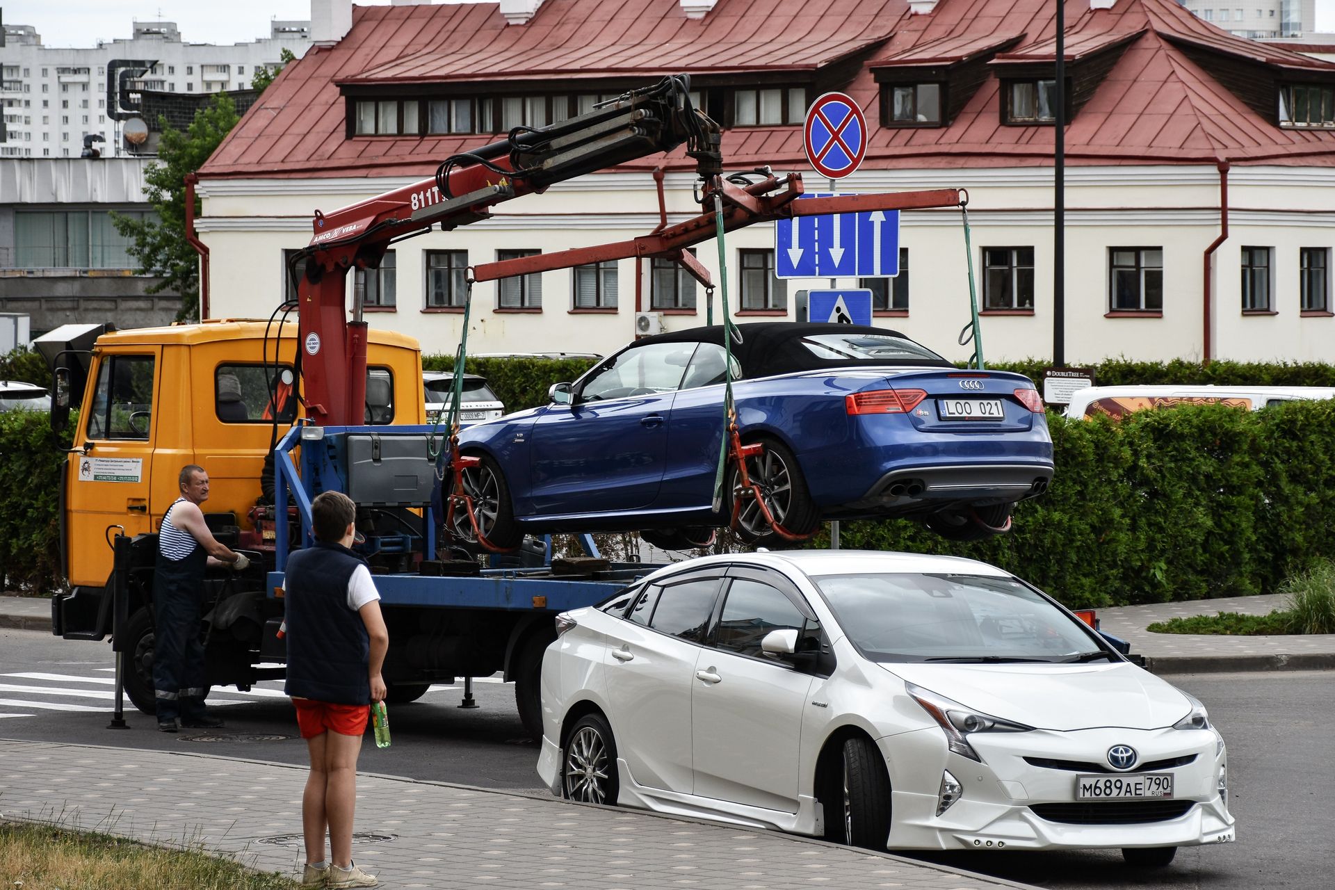 Top 5 Steps to Finding a Local Car Recovery Service