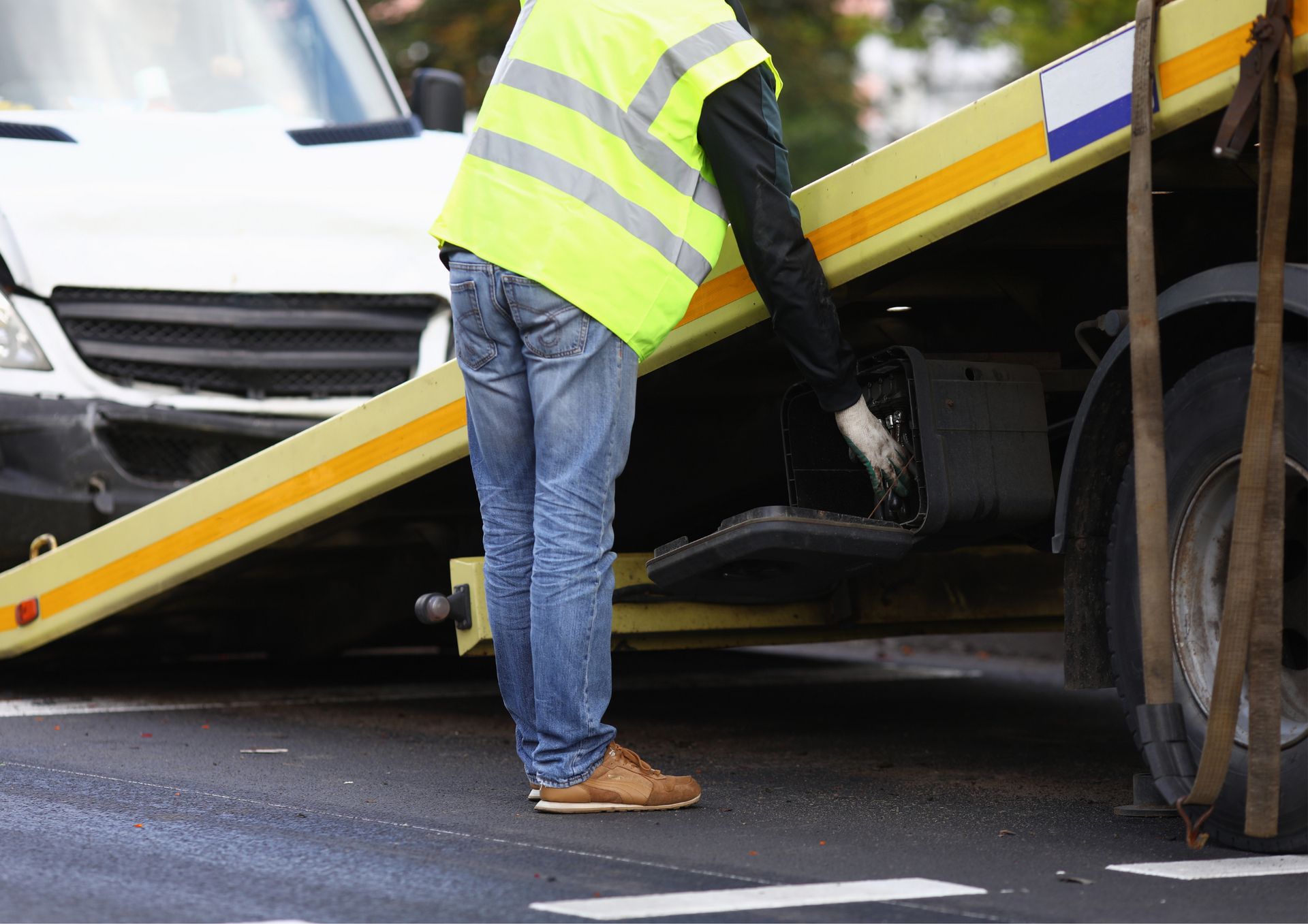 Seasonal Tips for Vehicle Recovery in Northampton